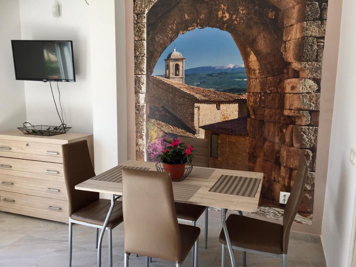 Bay View Apartments Petrovac Exteriör bild