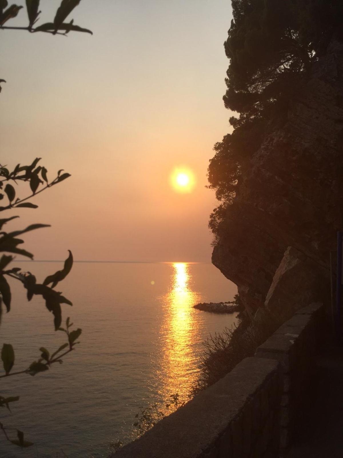 Bay View Apartments Petrovac Exteriör bild