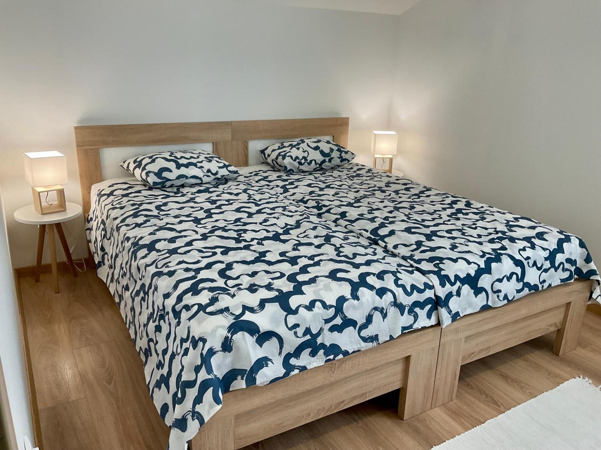 Bay View Apartments Petrovac Rum bild