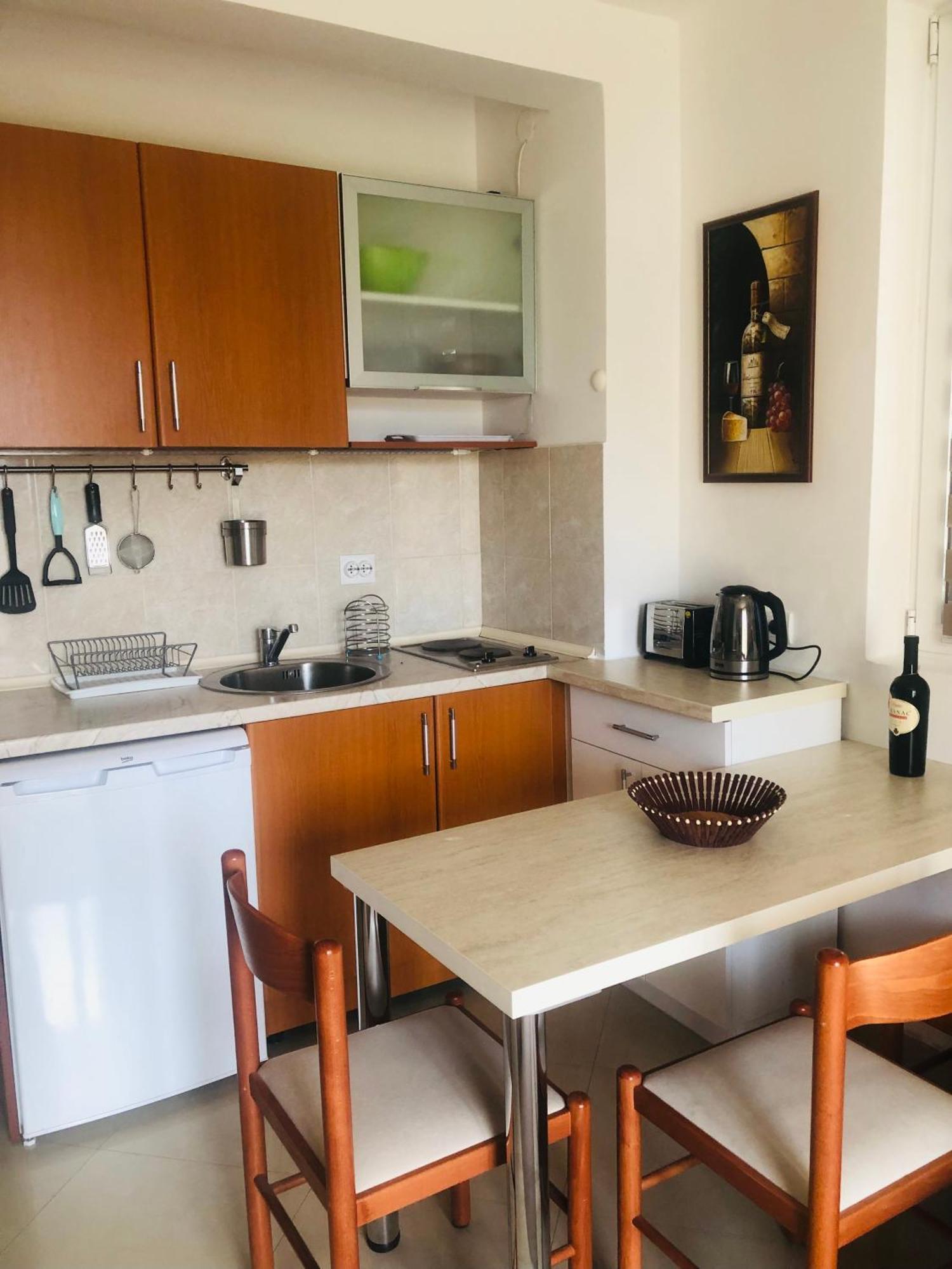 Bay View Apartments Petrovac Exteriör bild