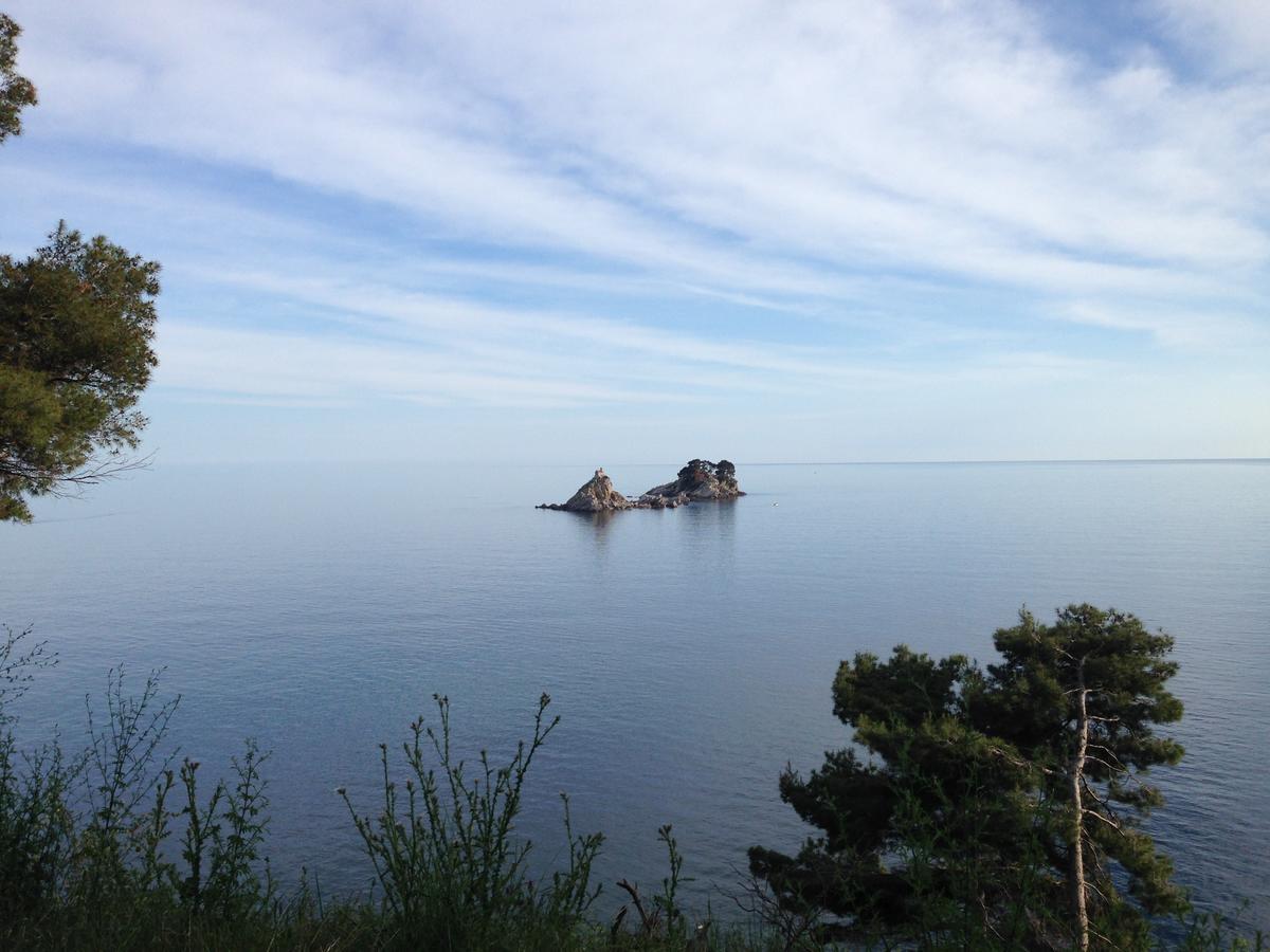 Bay View Apartments Petrovac Exteriör bild